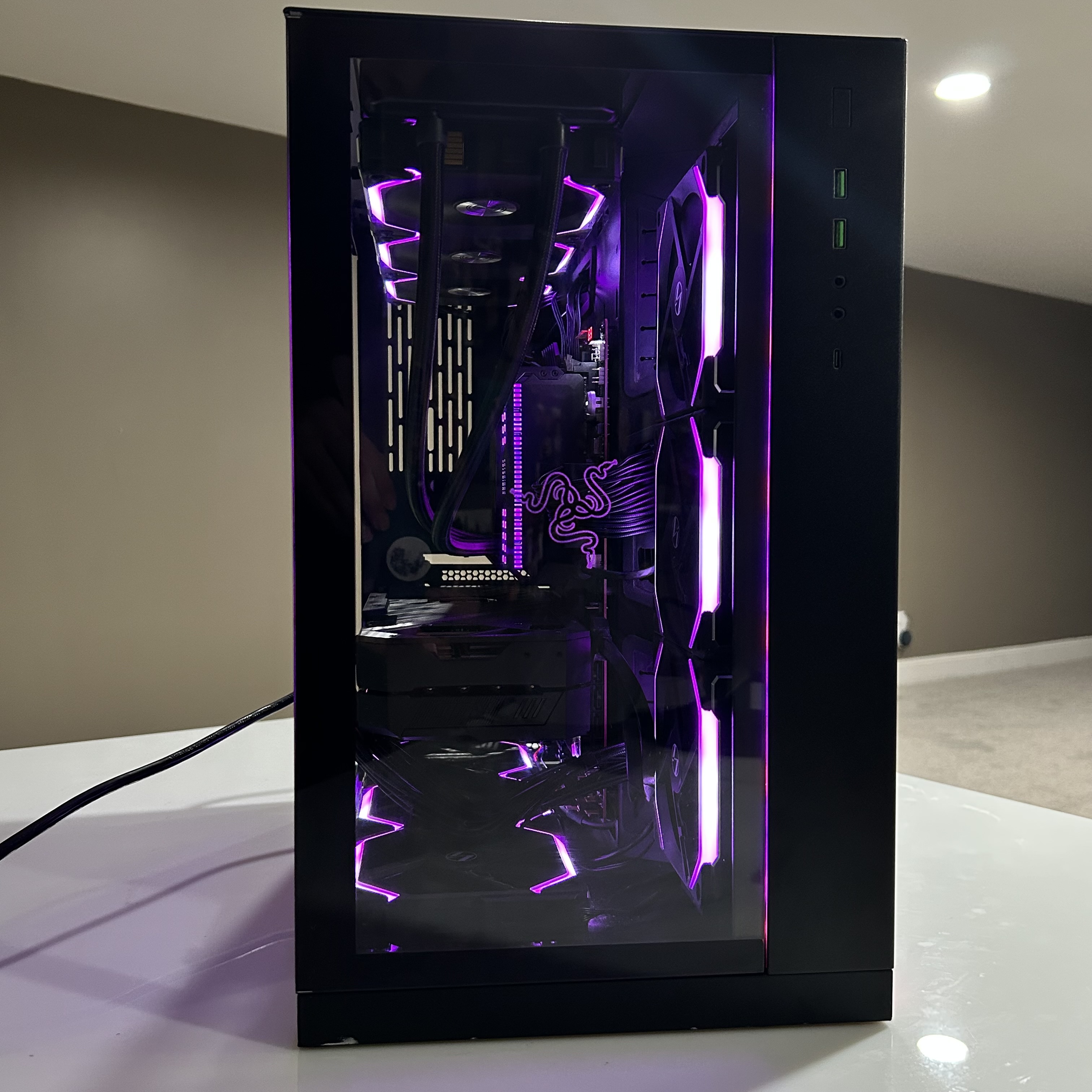 PC Side View